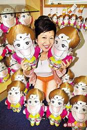 家燕姐一手創辦的「家燕媽媽」已經成為香港品牌，不但有兒童教育中心，還有卡通 DVD，成功由影視明星轉型為教育家及商人。