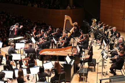 Vancouver Pops Orchestra & Choir 曾演出不少好萊塢、百老滙、迪士尼等膾炙人口的流行音樂，也曾表演古典音樂的傑作。今年他們將在台加藝文節演出迪士尼電影系列曲目，勢必帶給觀眾快樂夢幻的音樂饗宴，令人期待。