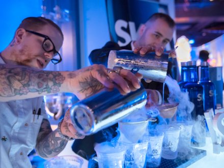 衣香鬢影 美酒美食令人大開眼界!Science of Cocktails 視頻報導1745155014 衣香鬢影 美酒美食令人大開眼界!Science of Cocktails 視頻報導