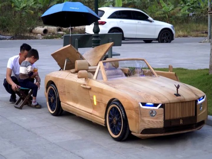 Mini Rolls-Royce 木工匠人為兒子造出「全球唯一木製版微型勞斯萊斯」1744903536 Mini Rolls-Royce 木工匠人為兒子造出「全球唯一木製版微型勞斯萊斯」