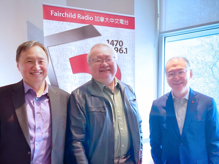 News Talk 董達成代班《時事直擊》 好友陳志動與徐明耀首次同台對談
