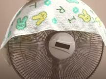 Cooling 冷氣達人教路 風扇配半濕毛巾快速降溫1746068553