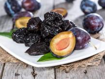 Prunes 西梅除了是便秘剋星 研究亦發現可改善骨礦物質密度1746069277