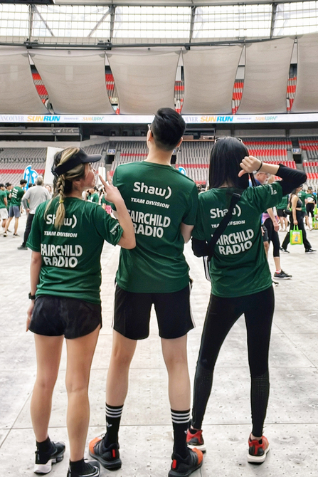 Vancouver Sun Run Team Fairchild Radio10259
