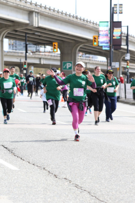 Vancouver Sun Run Team Fairchild Radio10273