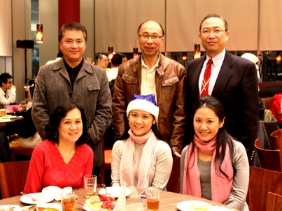 Xmas Party (4) 每枱坐一坐