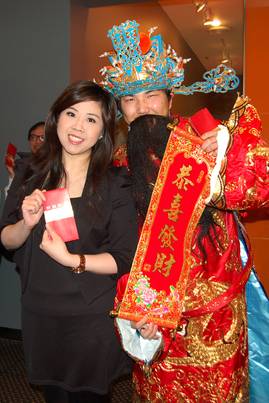 Worship the God 切燒豬迎財神2565
