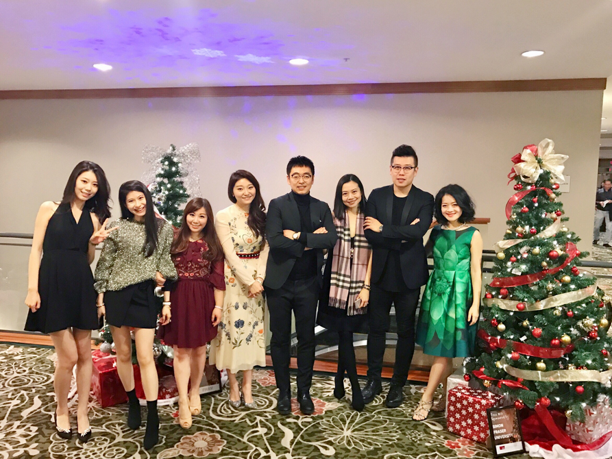 DJ 華麗轉身 盛裝出席聖誕聯歡派對7938