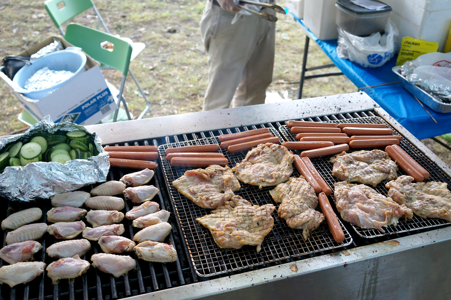 BBQ 加拿大中文電台 新知舊雨 人仔狗仔 燒烤樂