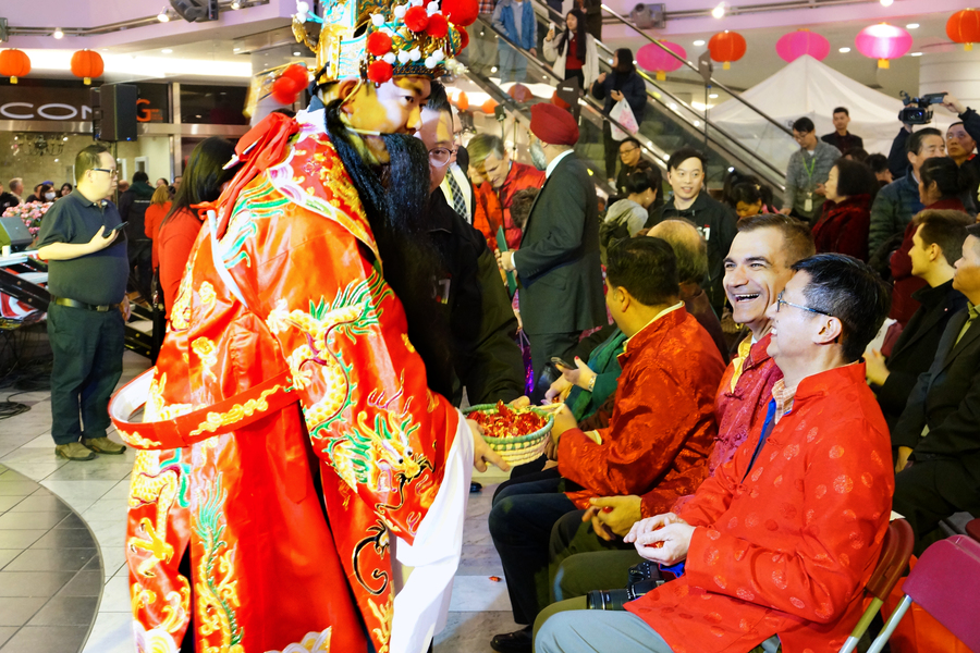 CNY Eve「豬圓玉潤賀肥年」圖片集