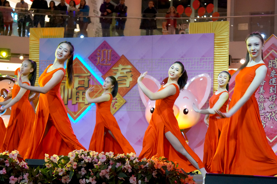 CNY Eve「豬圓玉潤賀肥年」圖片集8719