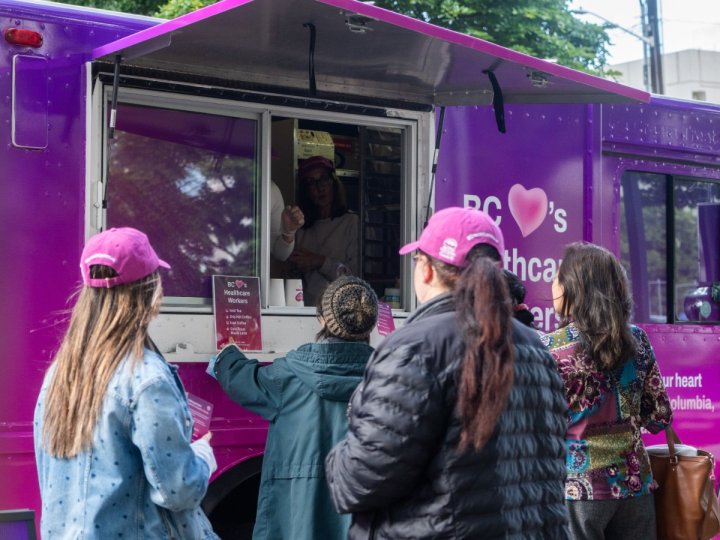 省府繼續美國招聘醫護人員到本省宣傳活動