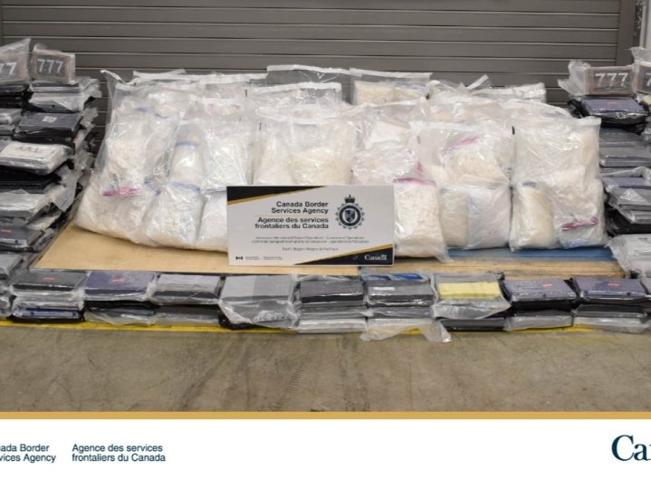 加拿大邊境服務局9月於溫哥華國際機場截獲560公斤毒品