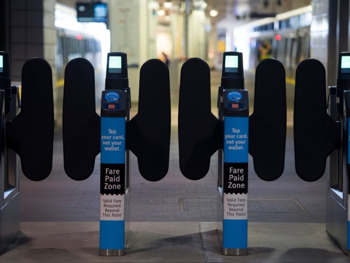 運輸聯線說為向退伍軍人及現役軍人致意下星期2國殤日可以免費乘坐公車