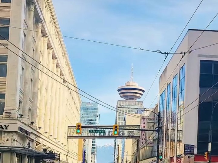 溫哥華市中心東區的London Drugs門市正式關閉