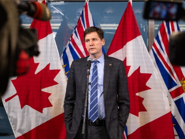 BC省長尹大衛支持率急挫 全國10位省長中排名第7