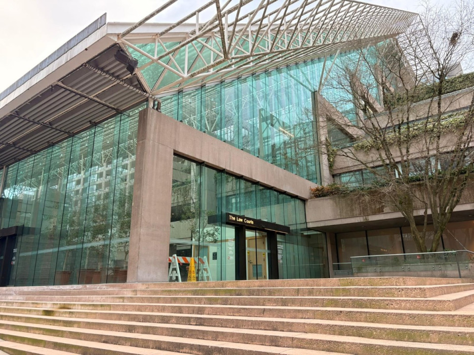 Featured News-一名前皇家騎警被控準備帶走一名卑詩省居民回中國並損害本國利益   被告否認控罪