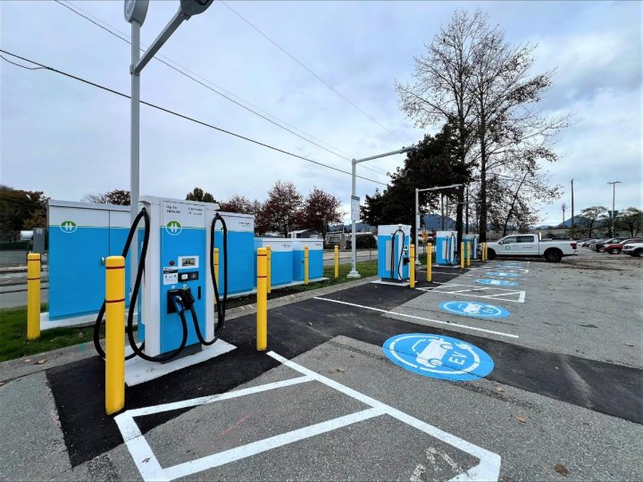 卑詩水電局計畫在2035年前新增3千500個公共電動車充電樁