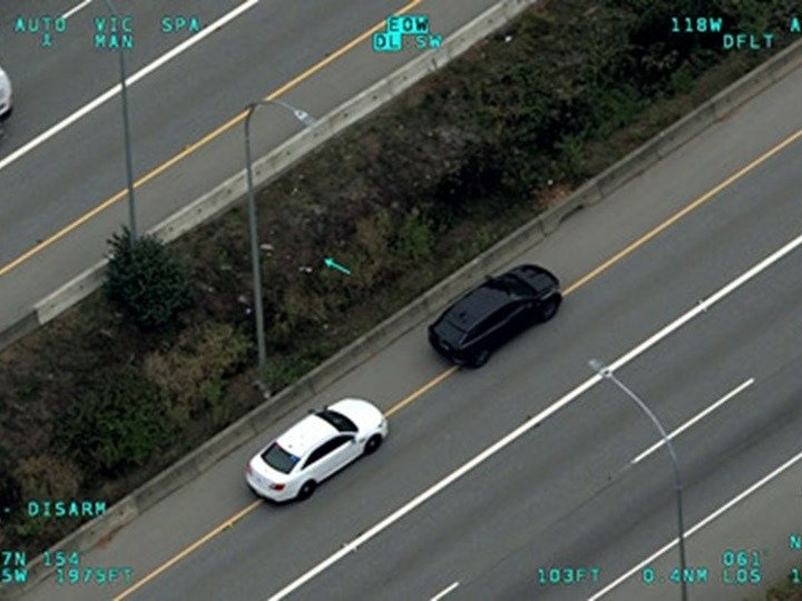 一名司機在一號公路高貴林段超速被皇家騎警直升機發現被罰款